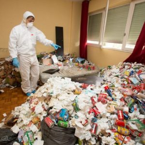 Квартира больного синдром Диогена